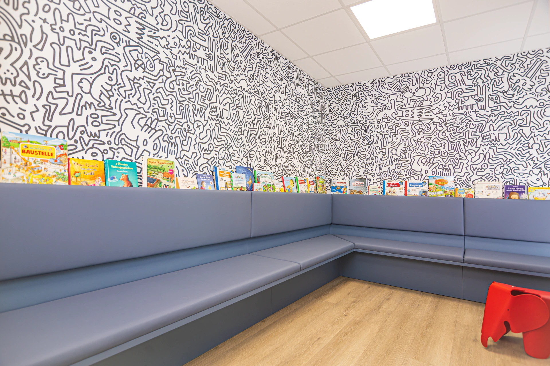 Wartezimmer der Kinderärzte Schaut und Stock in Neckarau Mannheim in der Salutem Praxisklinik