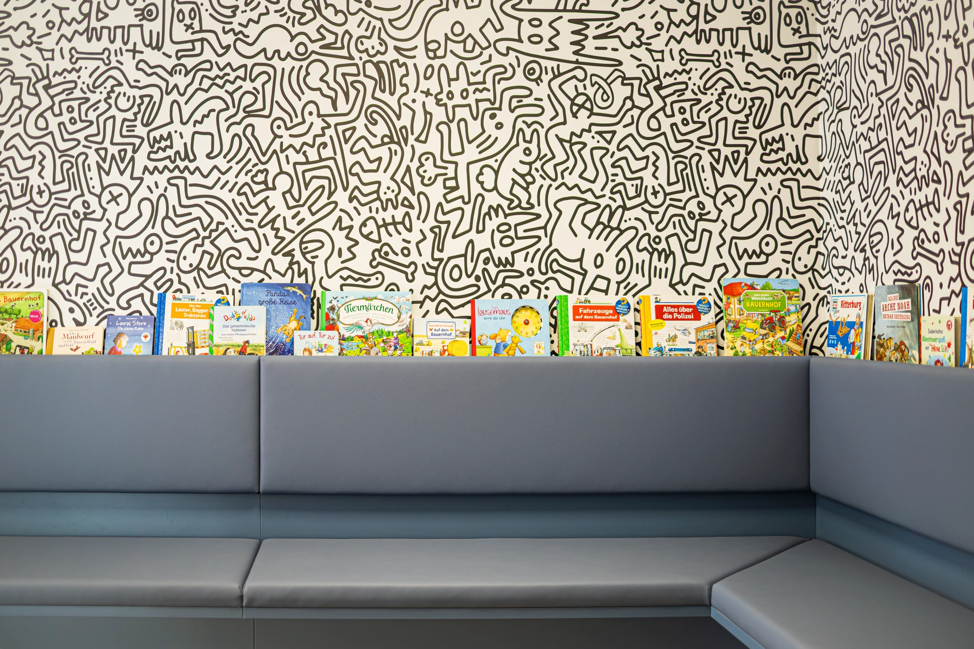 Wartezimmer der Kinderärzte Schaut und Stock in Neckarau Mannheim in der Salutem Praxisklinik